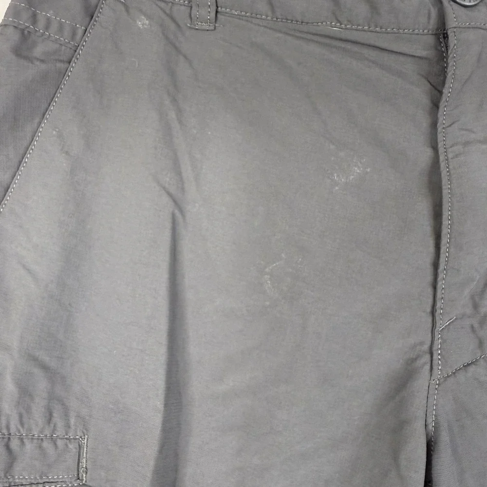 The North Face Men's Gray Cargo Shorts Size 32 Regular Fit Outdoor Hiking